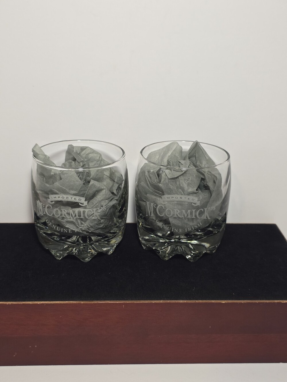 Set of 2 Vintage McCormick's Imported Irish Whiskey Rocks Glasses Bubble Base - Picture 3 of 9